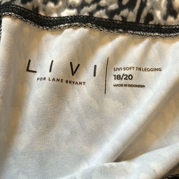 Lane Bryant LIVI leggings soft light and stretchy size 18/20 new - Picture 5 of 10